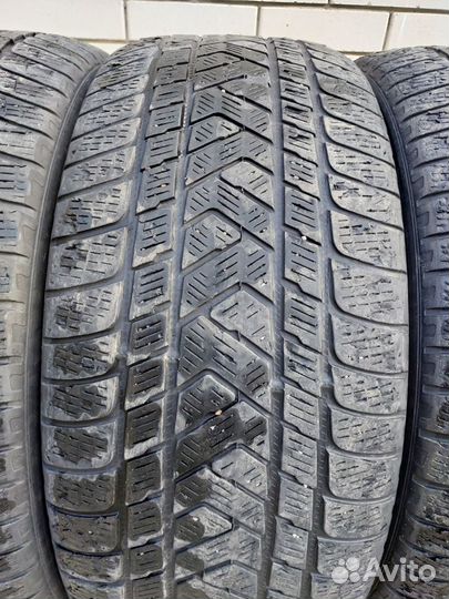 Pirelli Scorpion Winter 275/40 R22 108V