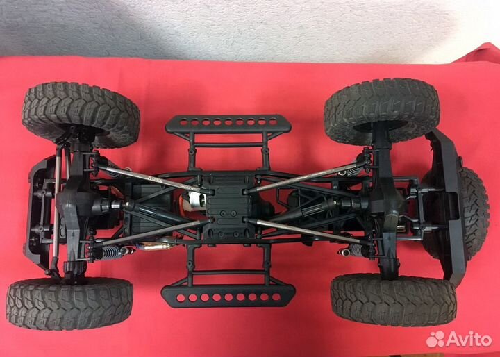 Р/управляемая модель Wrangler Rubicon Axial SCX-10