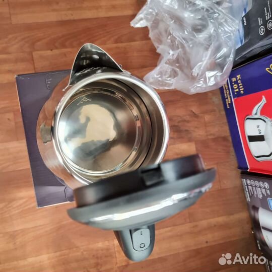 Чайник электрический новый