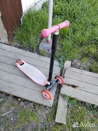 Самокат 3х колесный