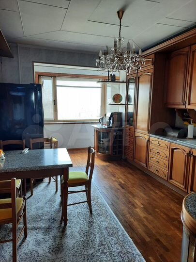 3-к. квартира, 81,8 м², 7/10 эт.