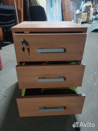 Тумба офисная выкатная бу