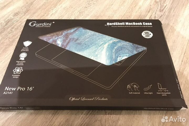 Чехол на макбук про 16