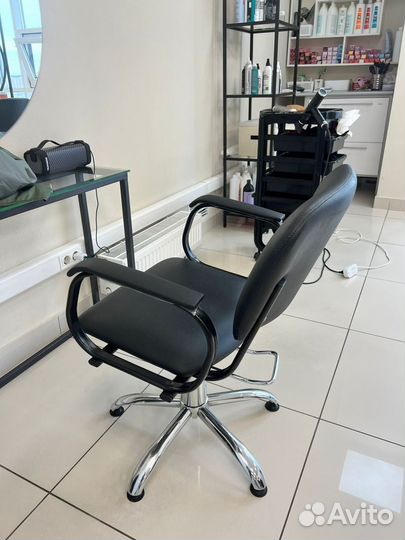 Студия для парикмахера