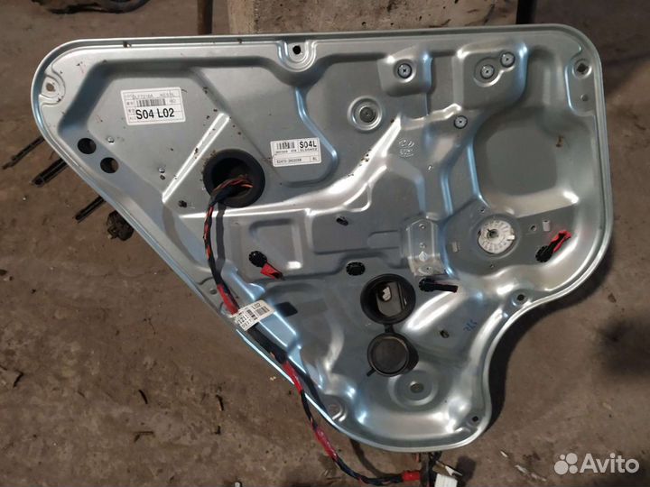 Стеклоподъёмник задний левый Hyundai Elantra hd