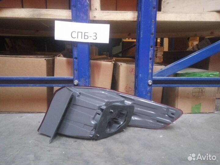 Фонарь левый Kia Rio 3