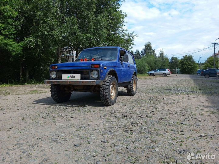 LADA 4x4 (Нива) 1.7 МТ, 2000, 177 000 км