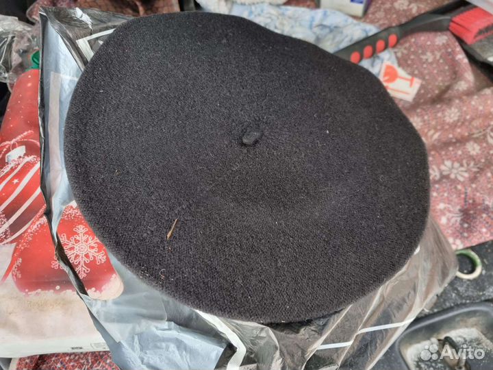 Берет женский черный