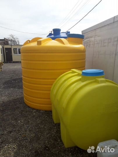 Баки емкости пластиковые для воды 1,3,5,10 кубов