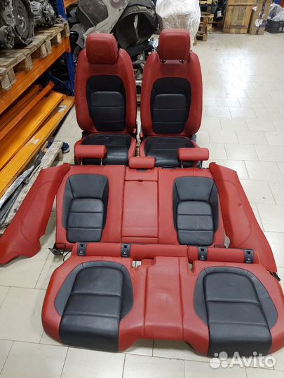 Салон Jaguar F-Pace X761 S Sport