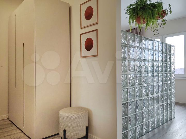 Квартира-студия, 37,3 м², 8/9 эт.