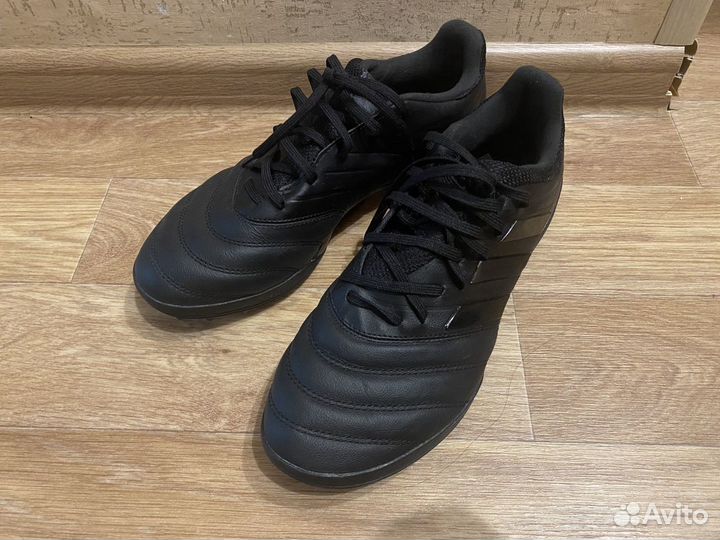 Бутсы футбольные adidas copa 20.3