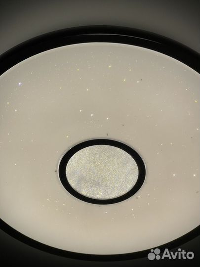 Люстра освещение