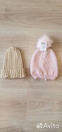 Шапки для девочки пакетом от 2 до 4 лет