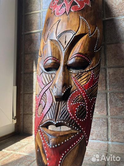 Новая, деревянная Маска. африка
