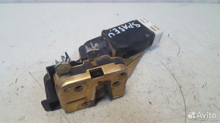 Замок двери передний правый Mitsubishi Space Star