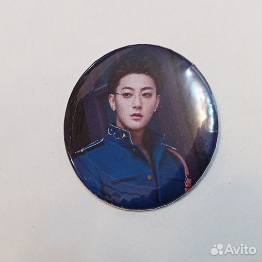 Комплект значков ztao