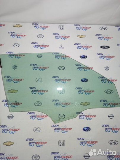 Стекло двери переднее правое Skoda Fabia 2 1.2 CGP