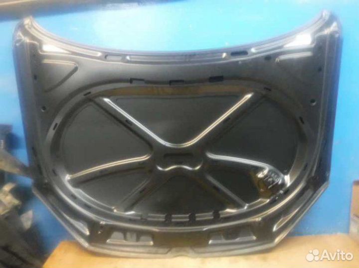 Капот Volkswagen Passat B7
