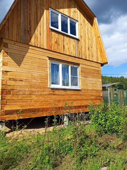 Дом 63 м² на участке 5 сот.