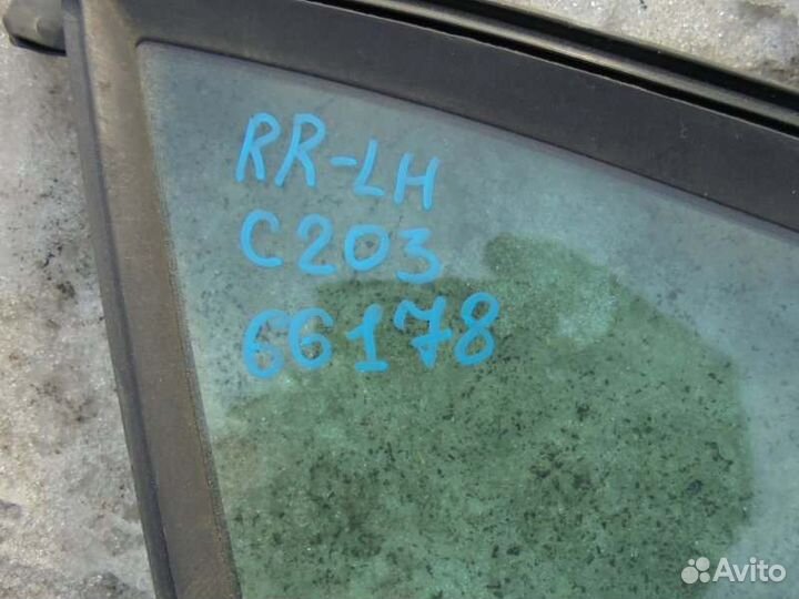 Форточка двери задняя левая Mercedes-Benz C180