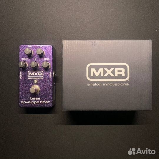 MXR bass envelope filter M82 - басовый эффект