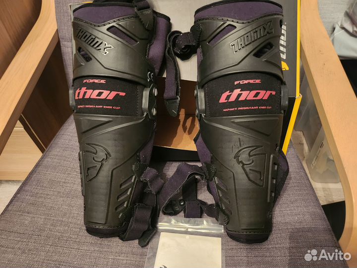 Thor Force наколенники шарнирные, черные