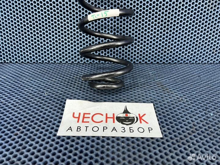 Пружина задняя левая правая Tiguan до 2016