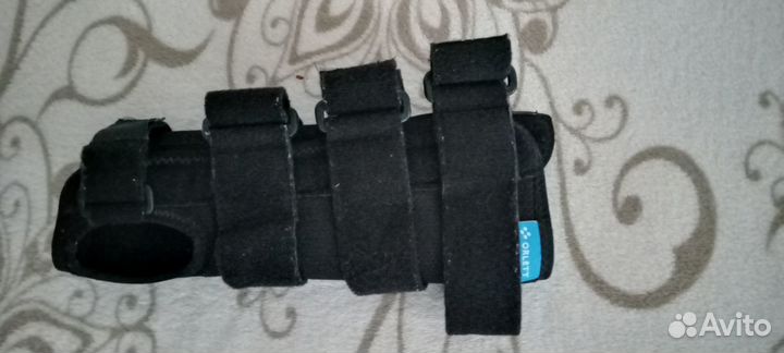 Ортез на лучезапястный сустав правый