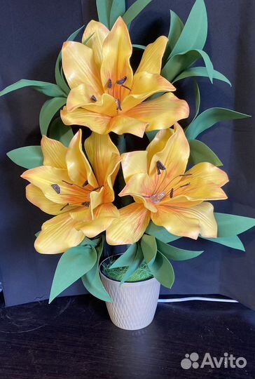 Тюльпаны на 8 марта, Лилии цветы, букет розы