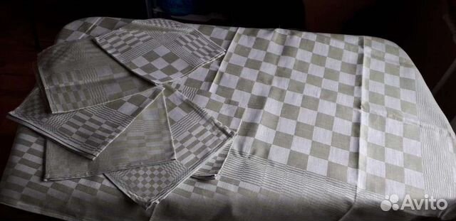 Скатерть и салфетки льняные