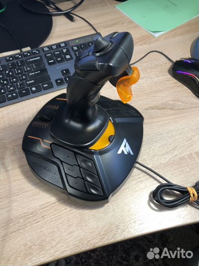 Джойстик Thrustmaster T.16000M FCS, черный