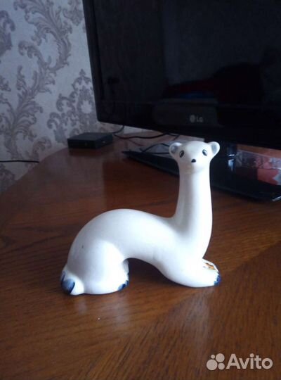 Фарфоровые статуэтки