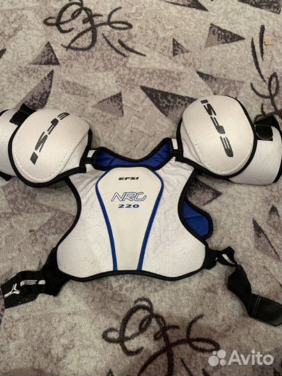 Нагрудник хоккейный юниорский m