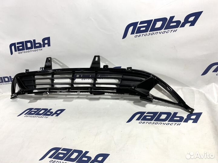 Решетка бампера KIA optima 18-20 наружняя (окантов