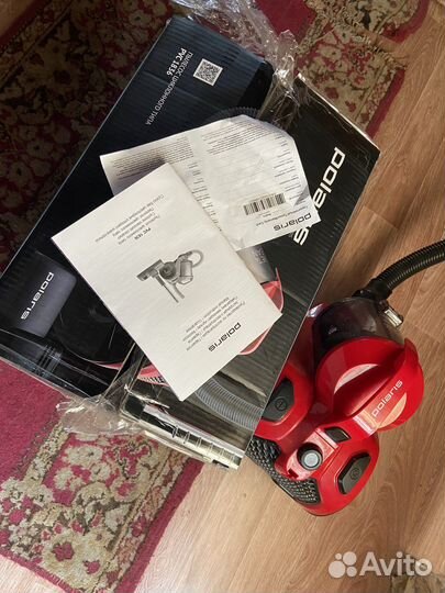 Продается пылесос Polaris PVC 1836