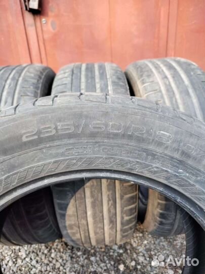 Nokian Tyres Hakka Black 235/65 R18 107