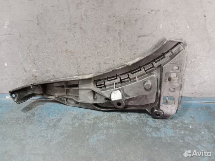 Крепление бампера переднее левое Volvo Xc90 1