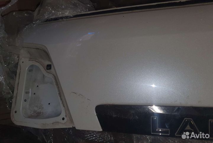 Крышка багажника Toyota Land Cruiser 200