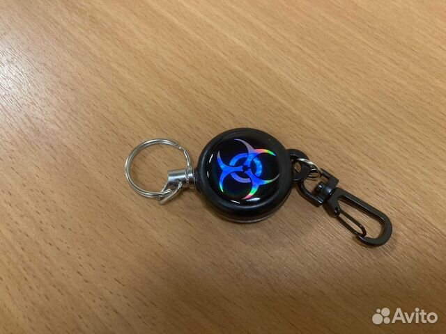 Брелок для ключей с тянучкой