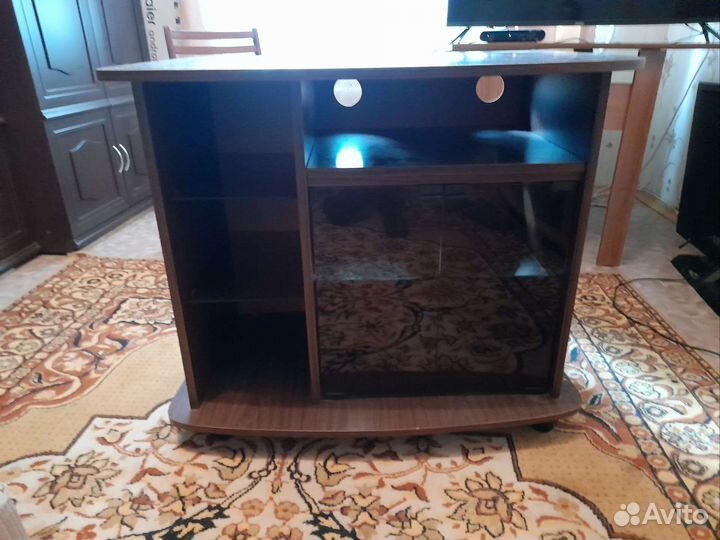 Тумба под телевизор, торг