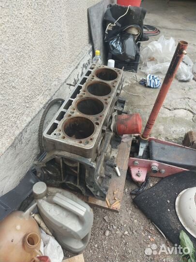 Блок двигателя 4216 бу