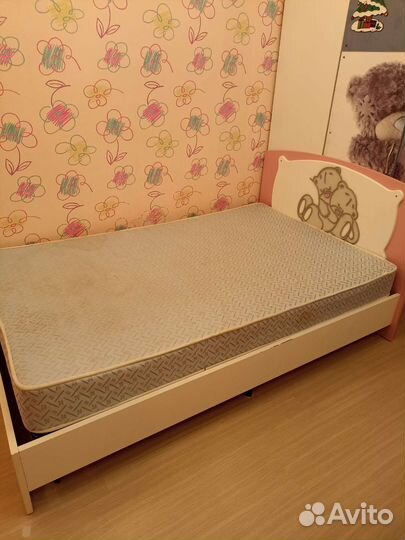 Набор детской мебели