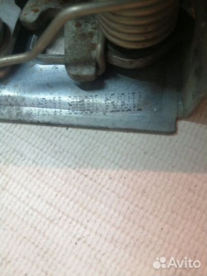 Замок капота Bmw X5 E70