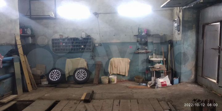 Гараж, > 30 м²