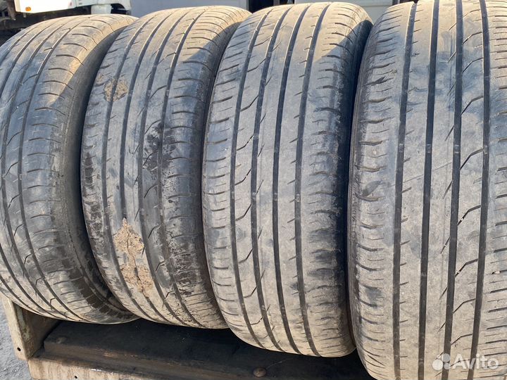 Continental ContiPremiumContact 2 215/55 R17