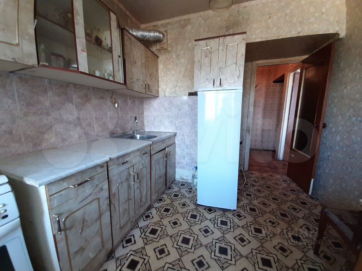 2-к. квартира, 54 м², 1/3 эт.