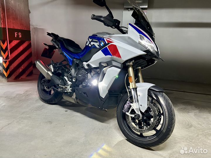 BMW S1000XR