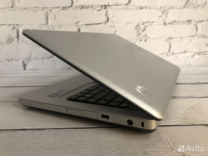 Ноутбук HP Core i3