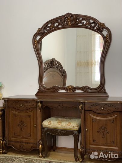 Спальный гарнитур в хорошем состоянии